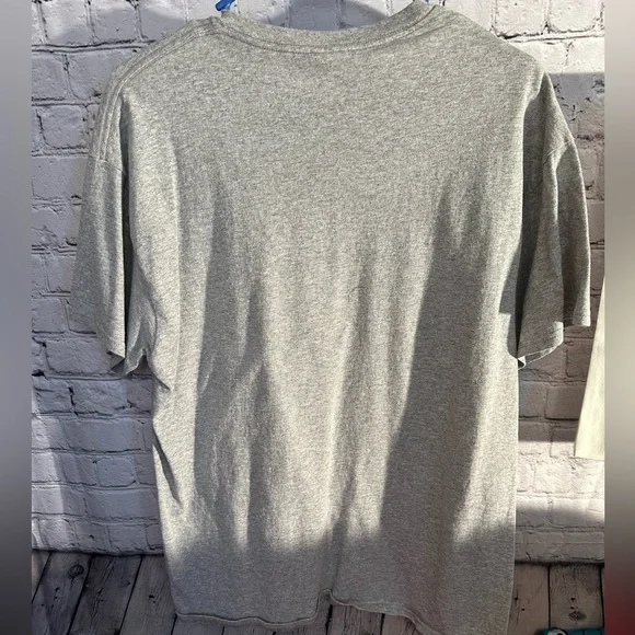 ☘️☘️☘️New York Yankees T-Shirt size Large.☘️☘️☘️ - Picture 4 of 4